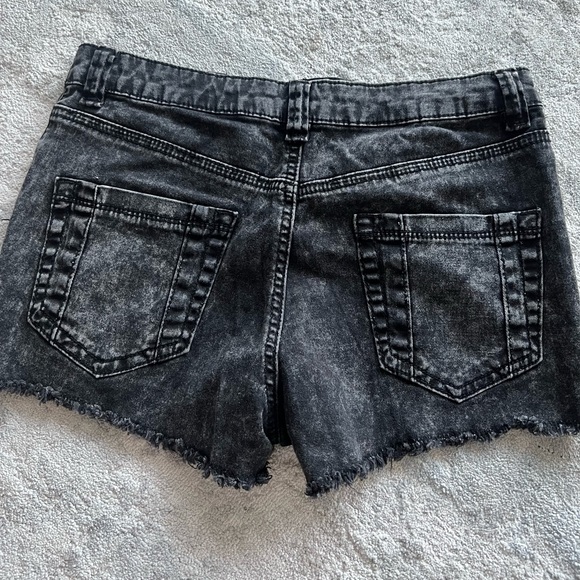 Black Studded Denim Shorts - Picture 3 of 3